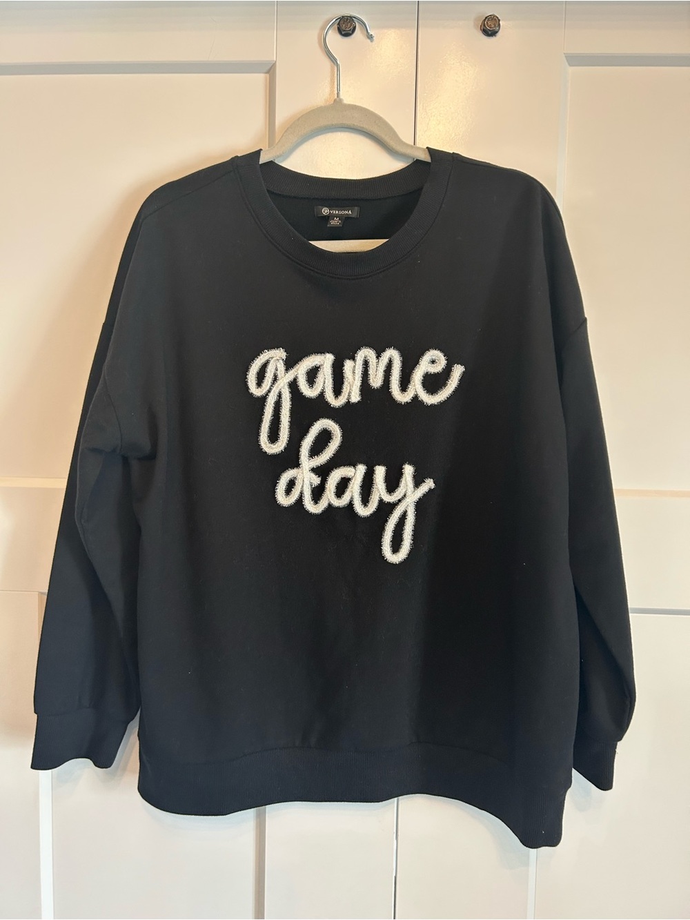 Versona Black 'Game Day' Pullover Sweatshirt